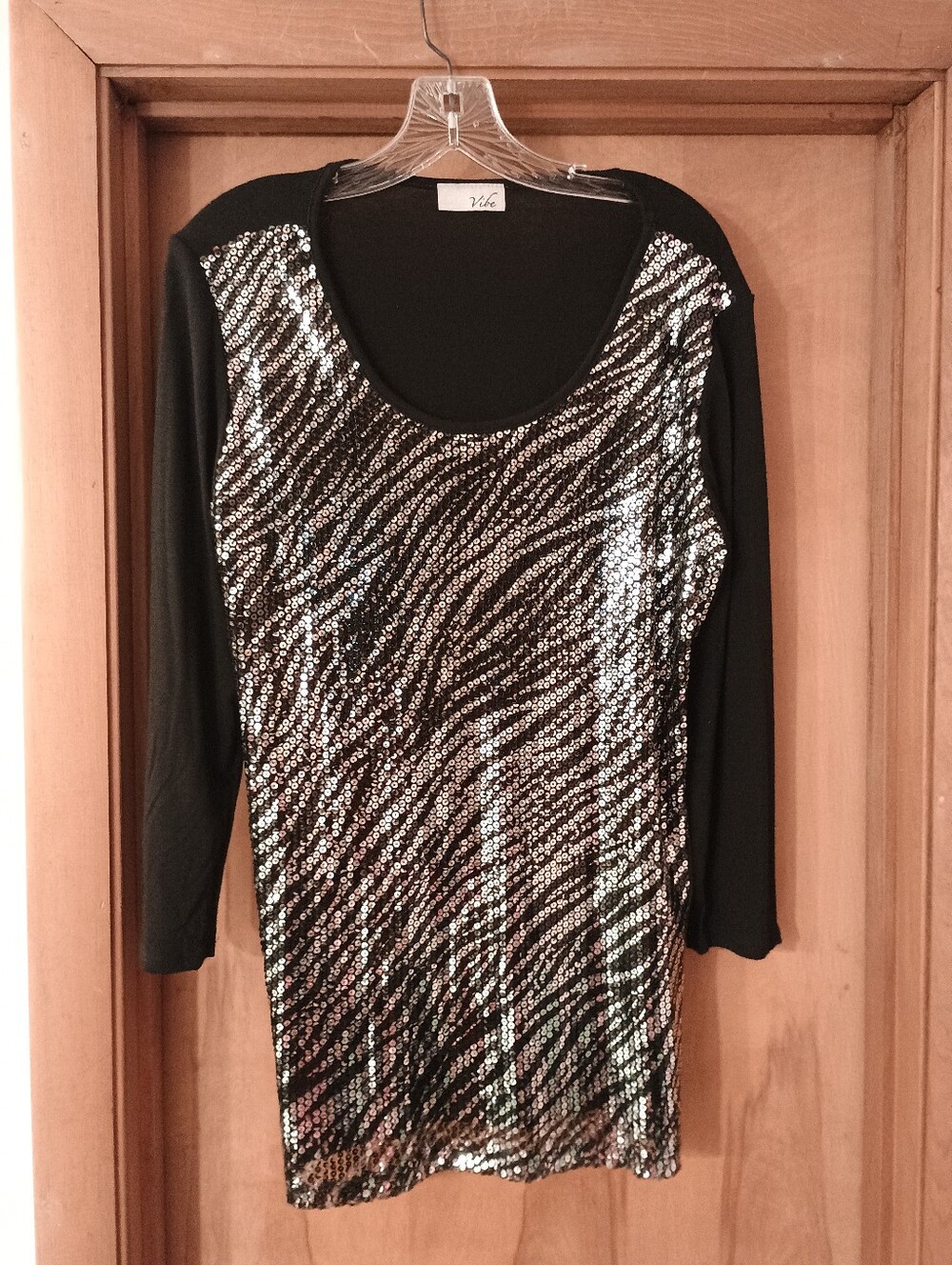 Vibe Sequin Zebra-Print Tunic Top - Black & Silver Size Large Long Sleeves